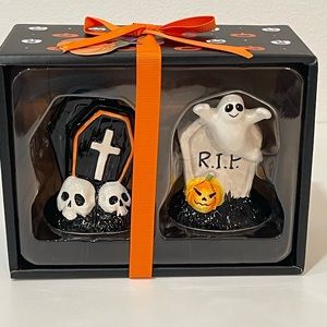 Blue Sky Clayworks Tombstone RIP Ghosts Salt Pepper Shaker Set Halloween Novelty